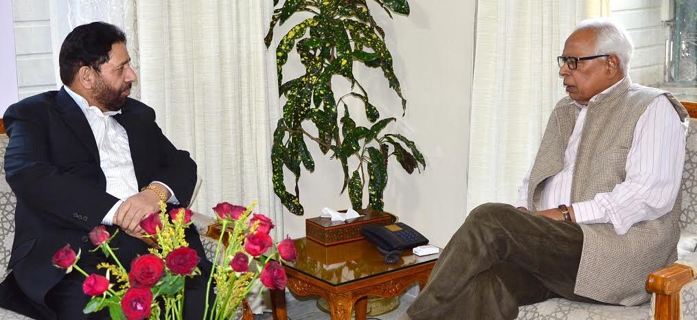 Hakim Yaseen calls on Governor